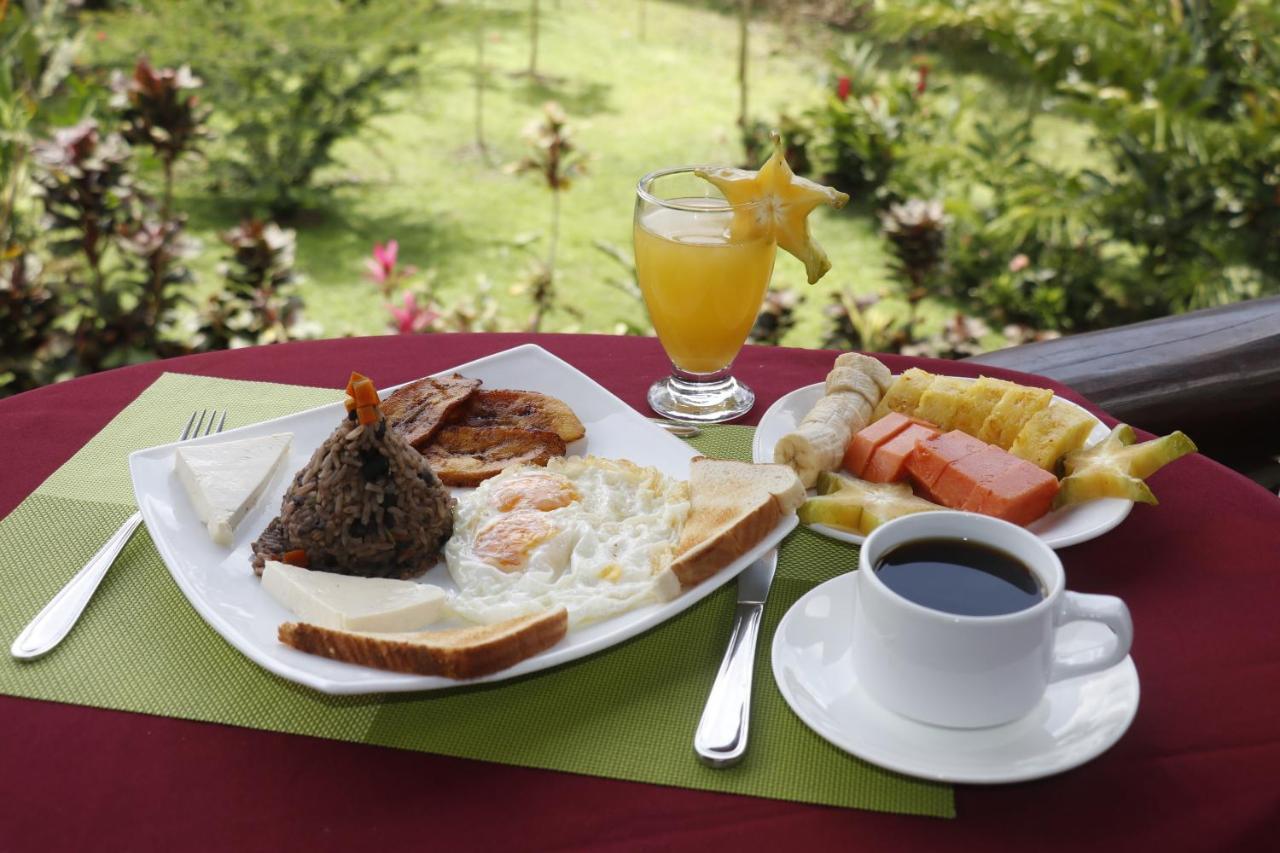 Hotel Rancho Cerro Azul La Fortuna Εξωτερικό φωτογραφία